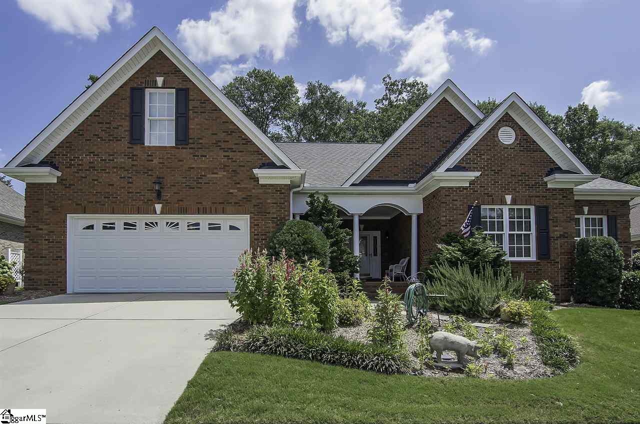 Property image 1 at 214 Banbury Circle, Simpsonville, SC 29681