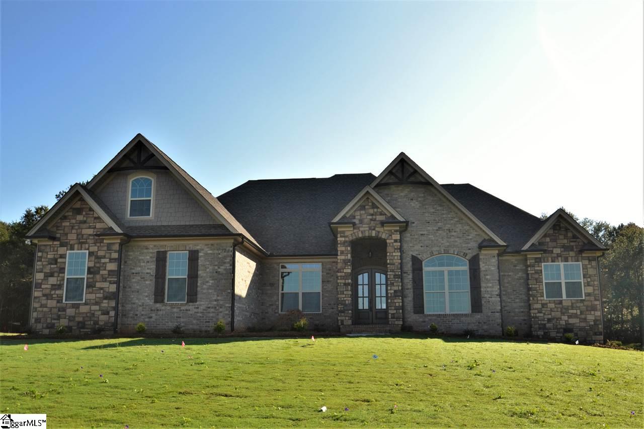 Property image 1 at 322 La Novia Court, Boiling Springs, SC 29316