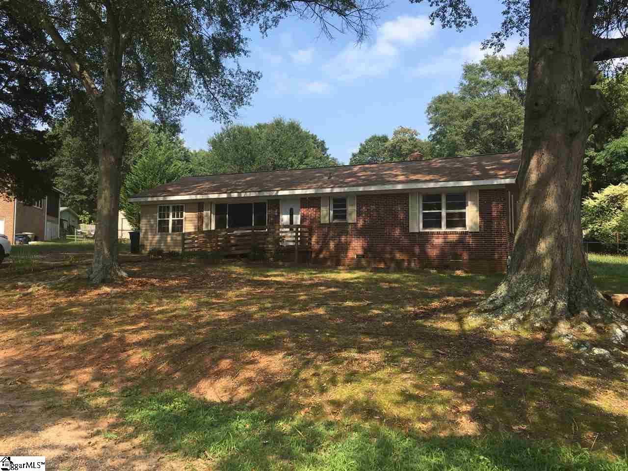 Property image 1 at 220 Florence Drive, Simpsonville, SC 29681