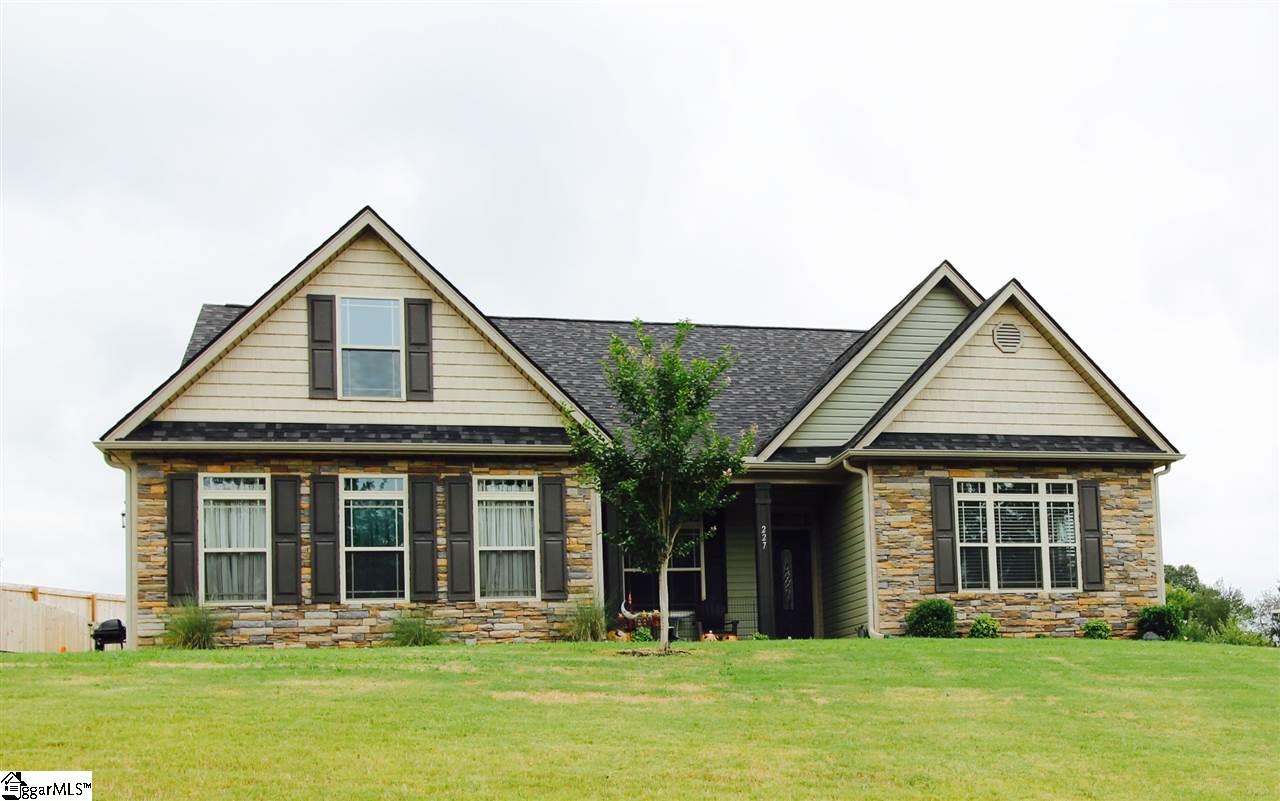 Property image 1 at 227 Clearridge Way, Greer, SC 29651