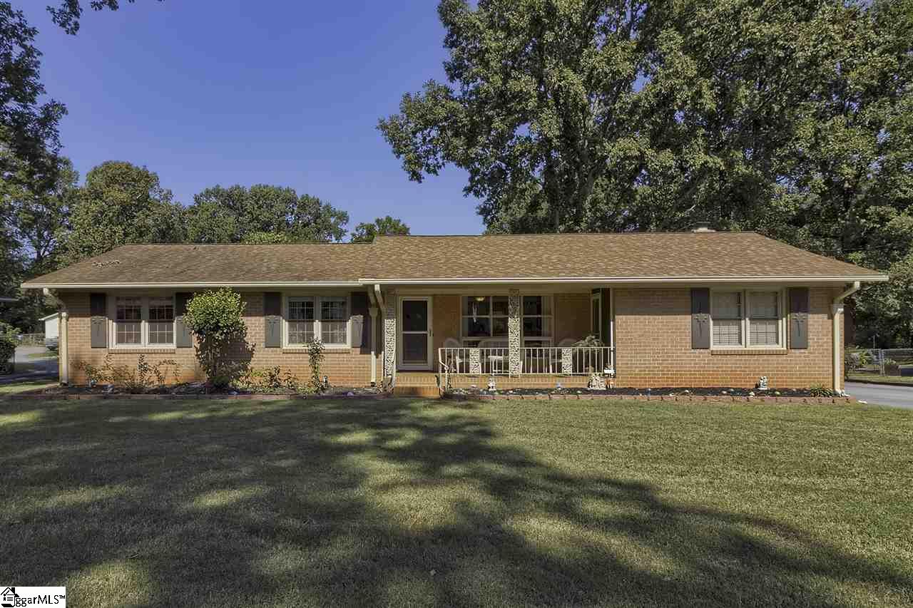 Property image 1 at 125 Bessie Avenue, Greer, SC 29651