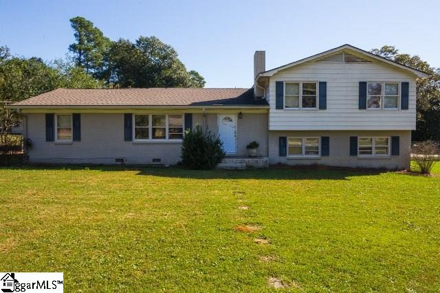 Property image 1 at 380 Lake Forest Drive, Spartanburg, SC 29307