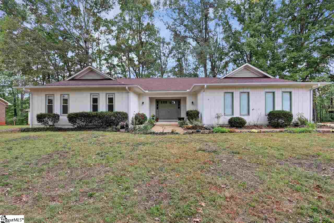 Property image 1 at 312 LAKEWOOD Circle, Greer, SC 29651