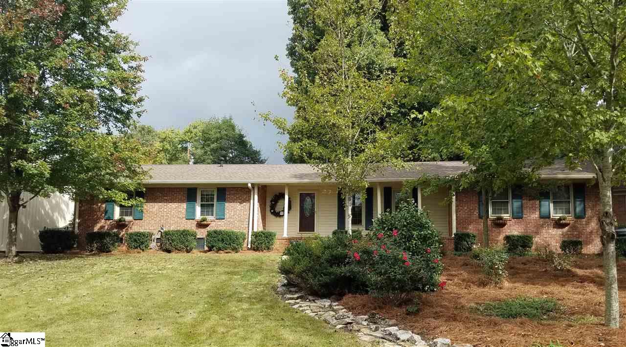 Property image 1 at 105 Brookbend Road, Mauldin, SC 29662