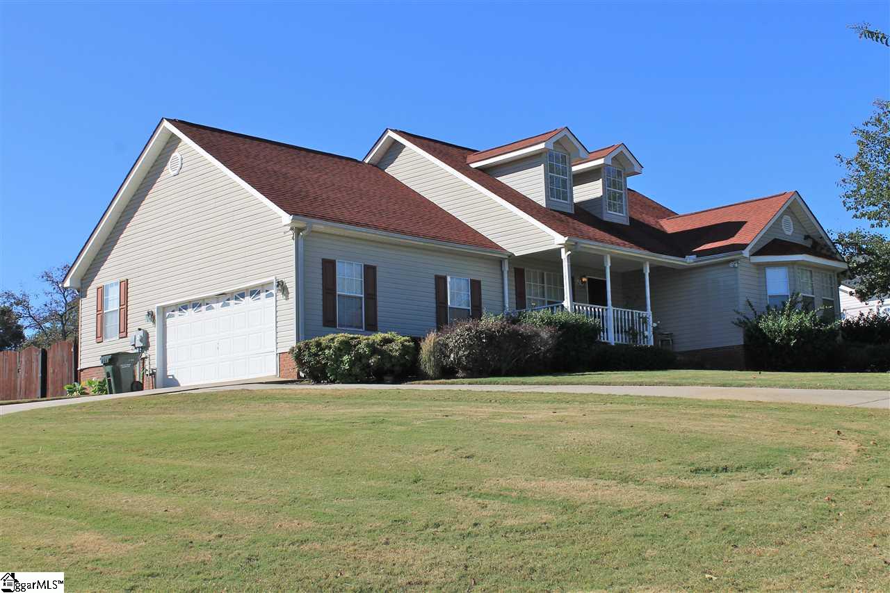 Property at 1 Scottbine Court, Greer, SC 29651