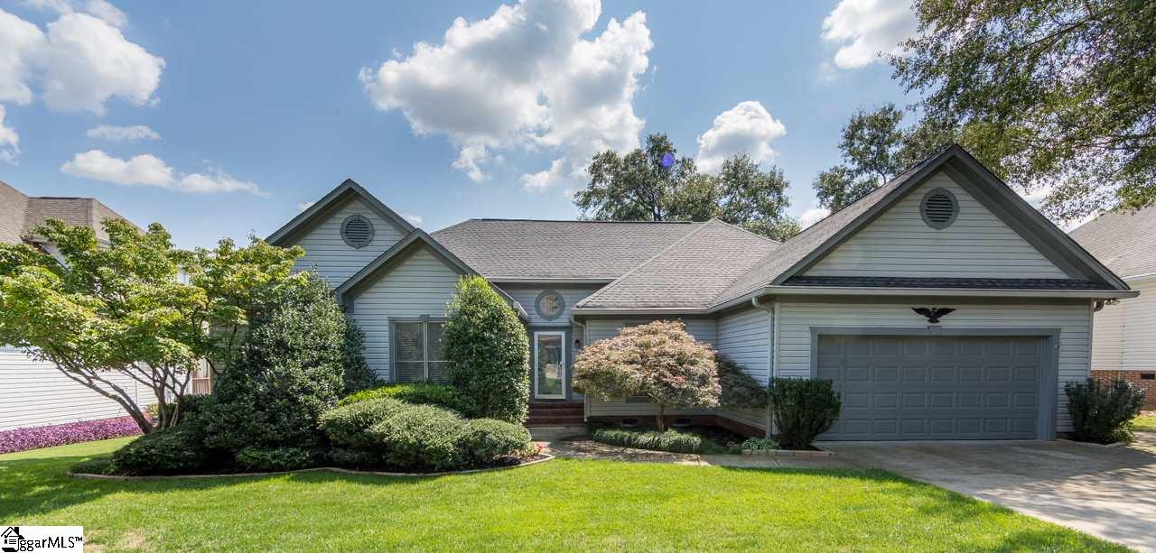 Property image 1 at 114 E Hypericum Lane, Greenville, SC 29615