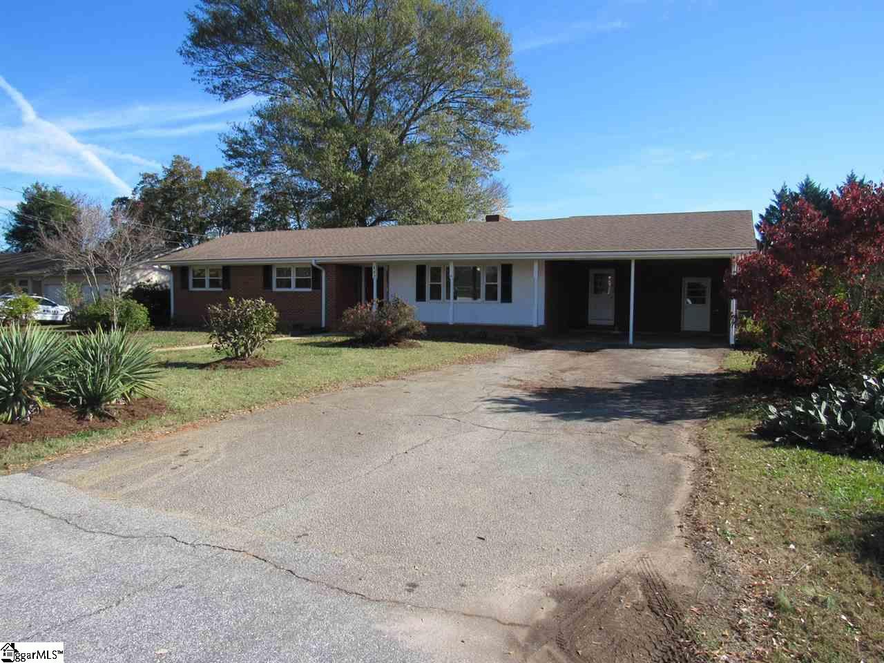 Property image 1 at 102 James Street, Easley, SC 29642