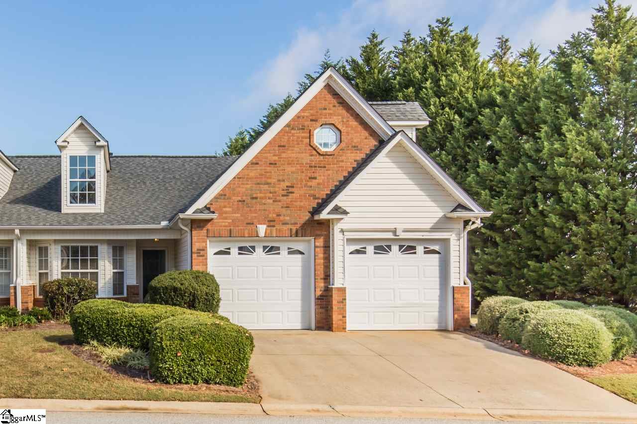 Property image 1 at 9 Kennebec Lane, Simpsonville, SC 29681