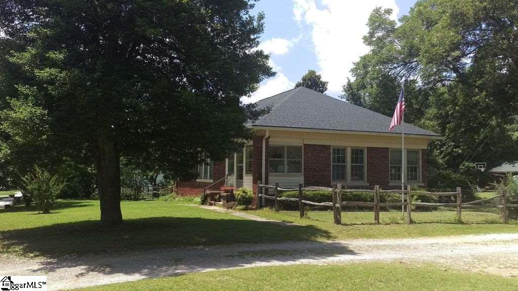 Property image 1 at 15 Maplecroft Street, Greenville, SC 29609