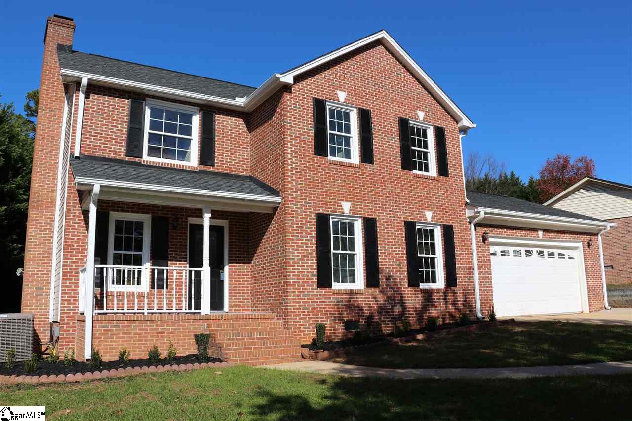 Property image 1 at 7 E Mill Court, Taylors, SC 29687