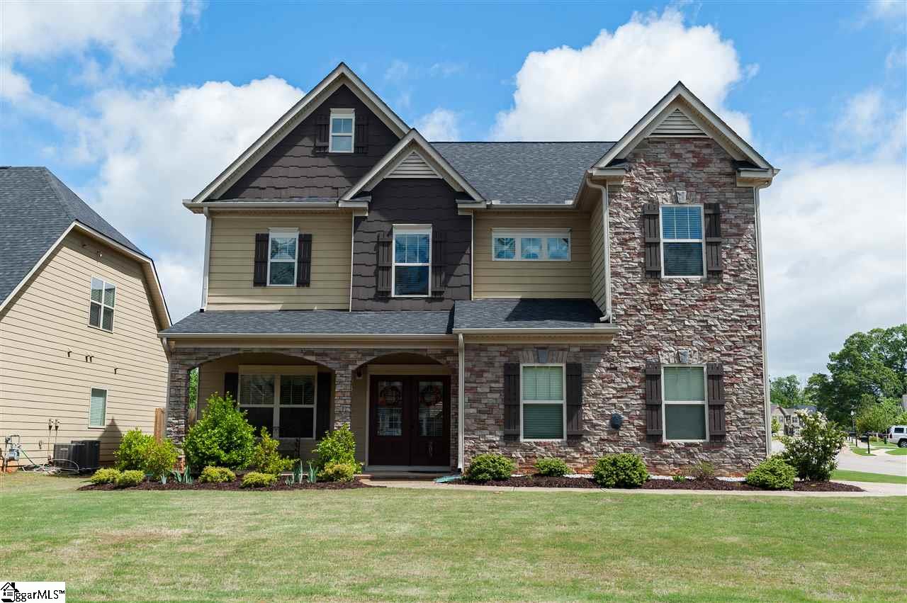 Property image 1 at 205 N Radcliff Way, Spartanburg, SC 29301