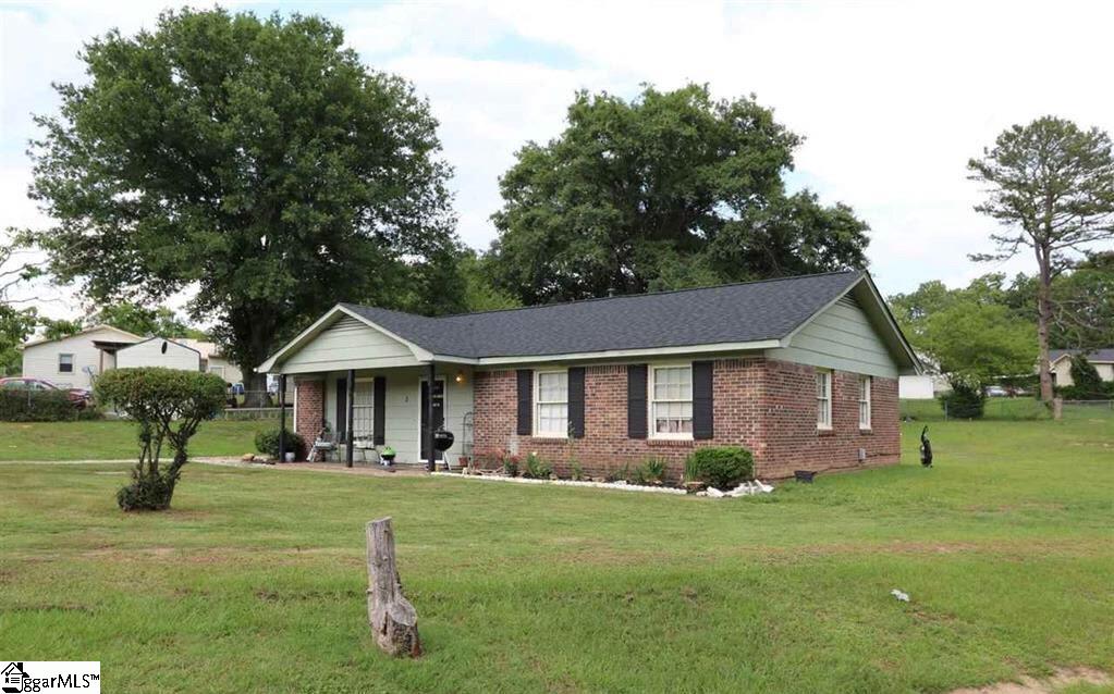 Property image 1 at 3 Gavin Place, Taylors, SC 29687