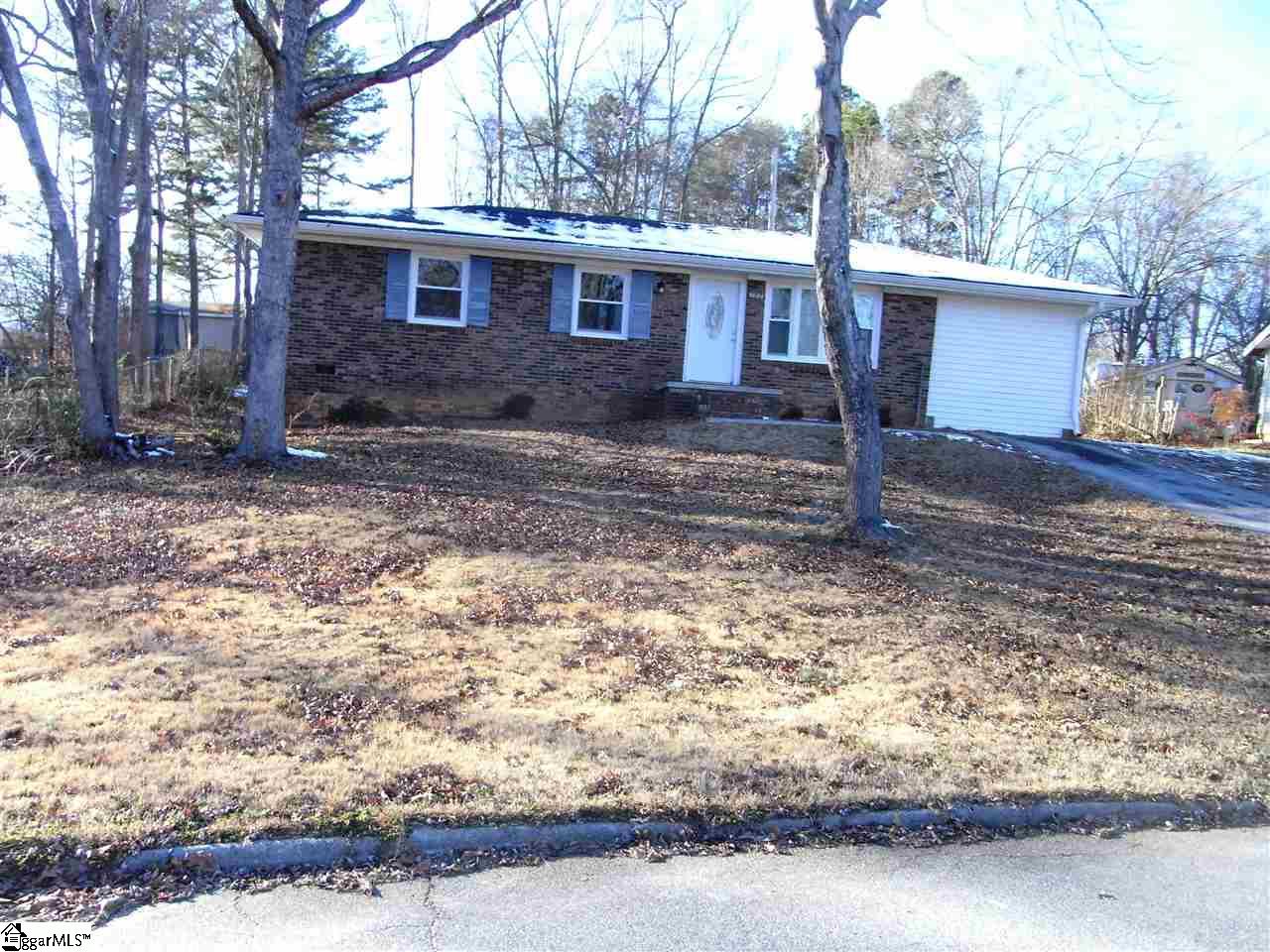 Property image 1 at 105 Yorktown Drive, Fountain Inn, SC 29644-1660