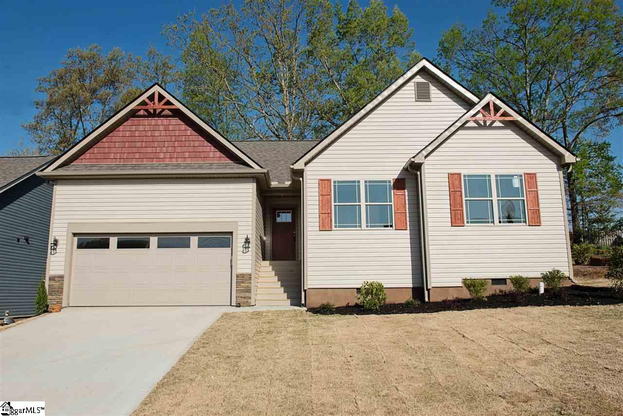 Property image 1 at 142 Page Creek Boulevard, Landrum, SC 29356