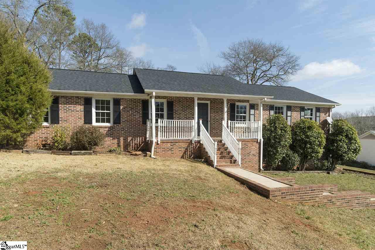 205 Raven Wood Circle