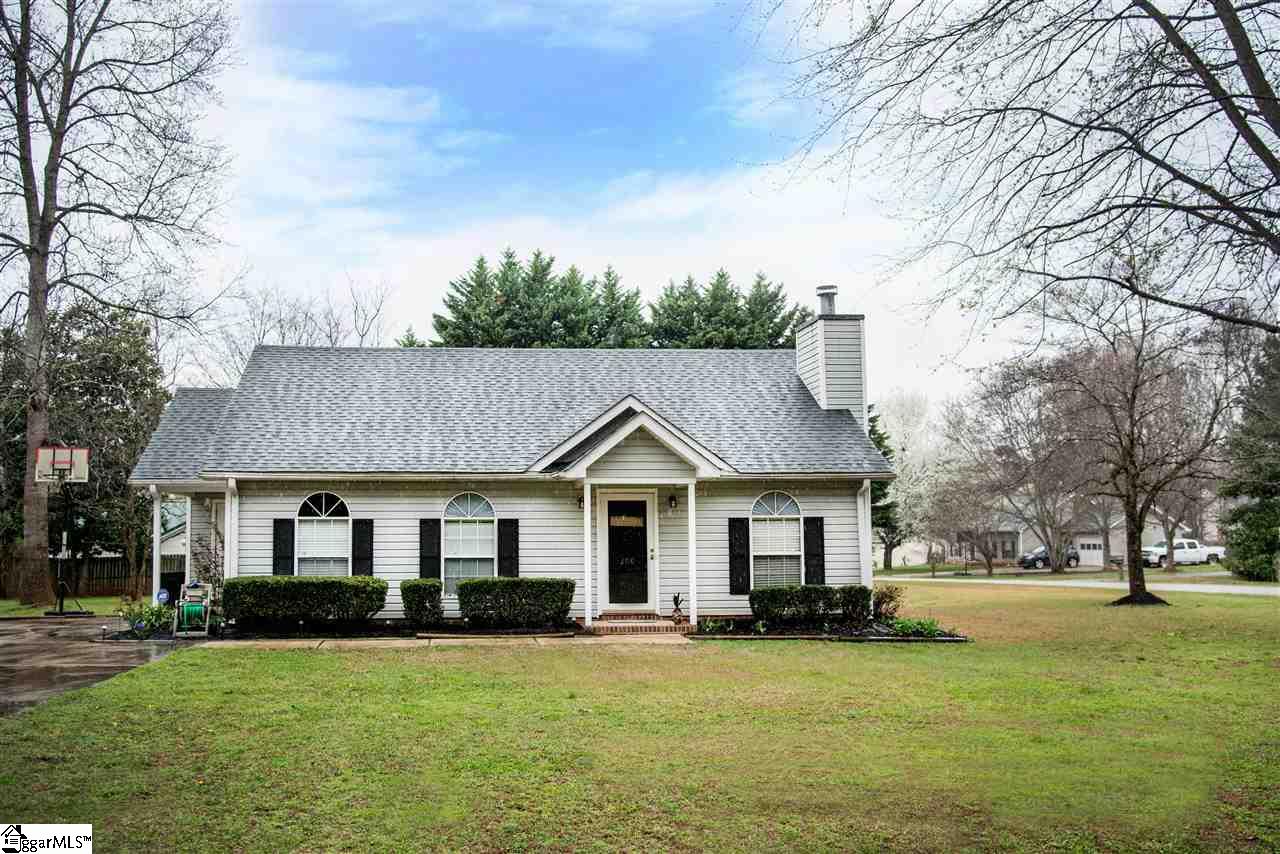 Property image 1 at 300 Furr Road, Piedmont, SC 29673