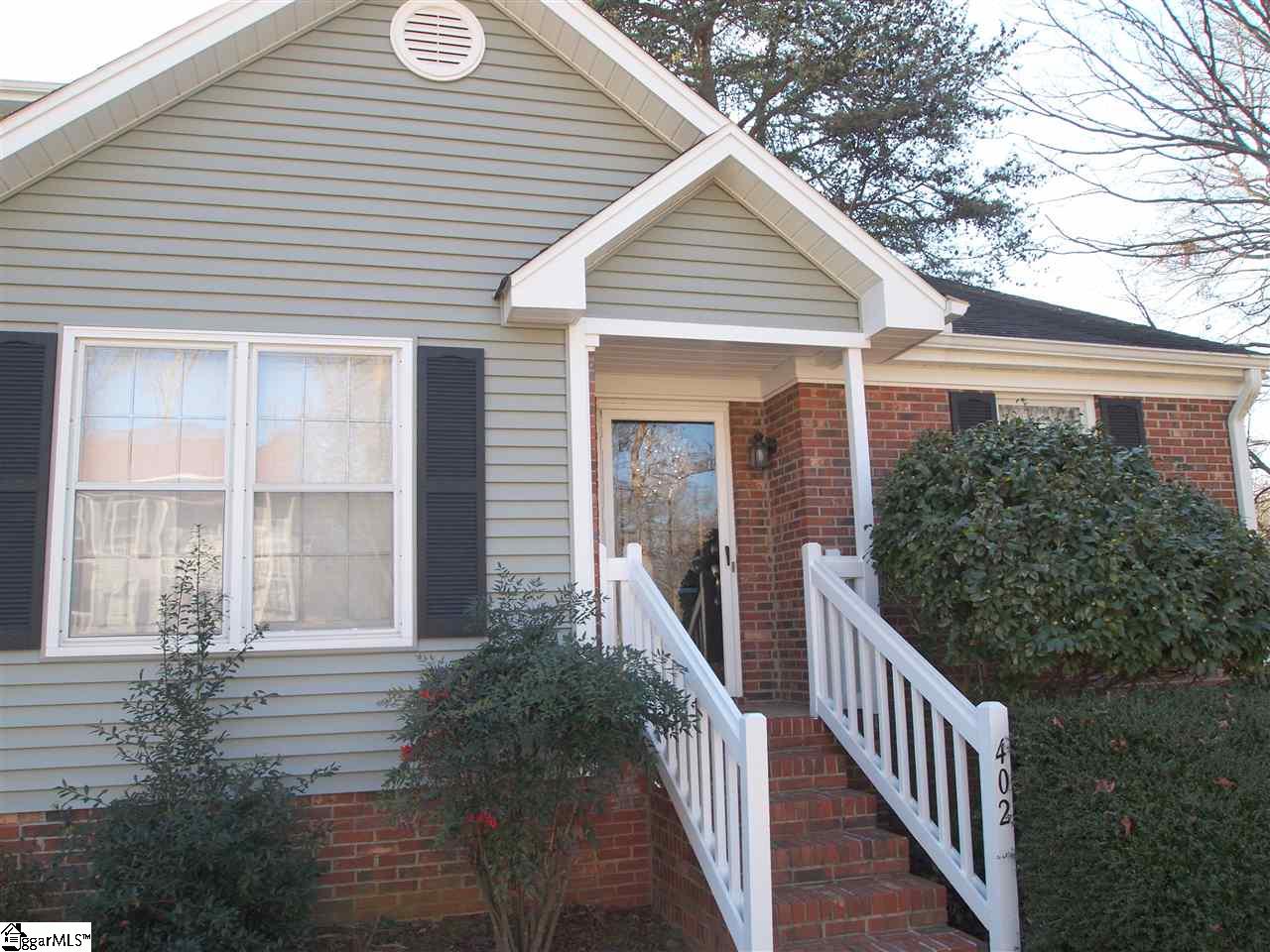 Property image 1 at 402 Queene Street, Mauldin, SC 29662