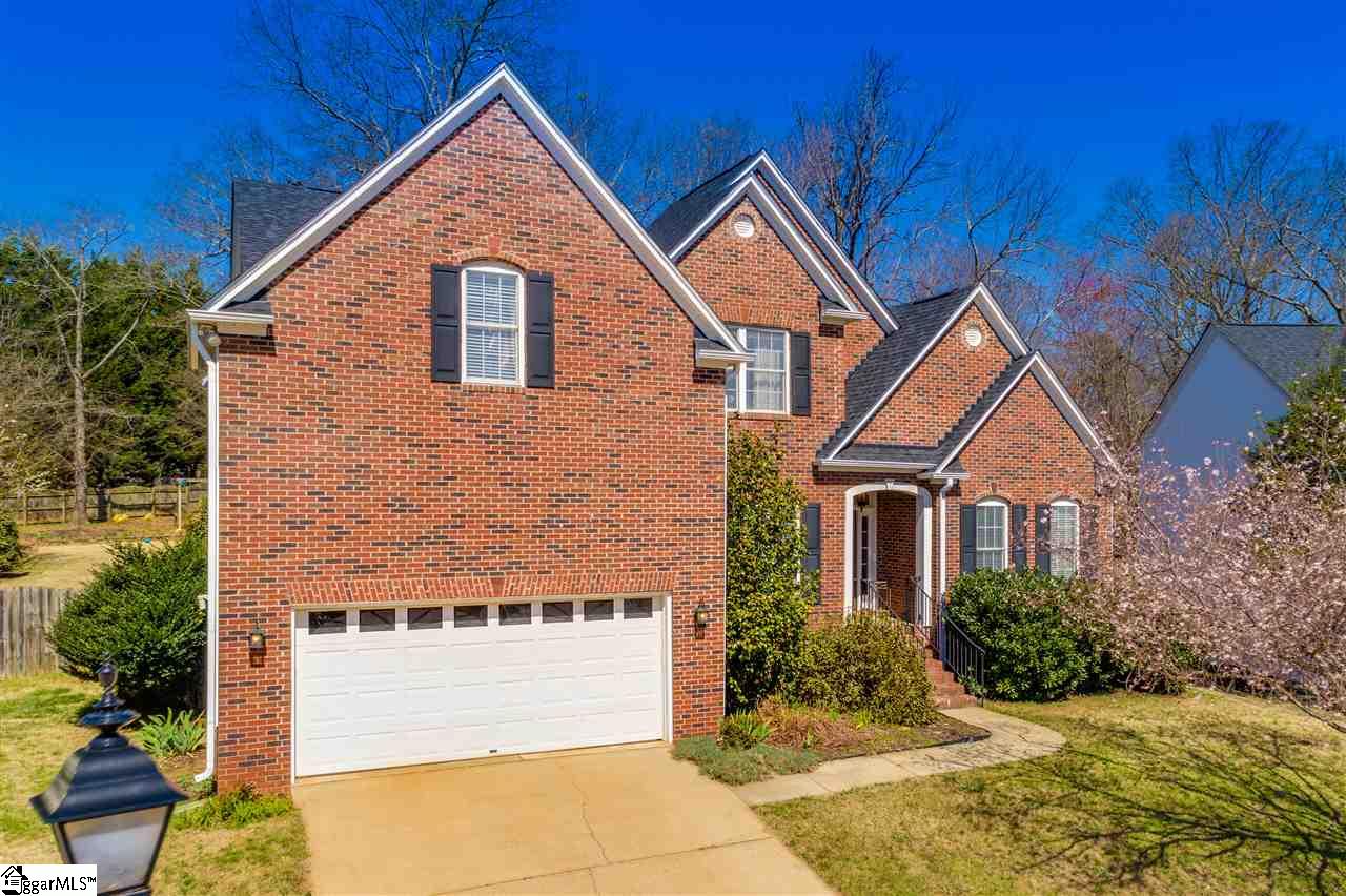 Property image 1 at 11 Wolf Den Drive, Greer, SC 29650