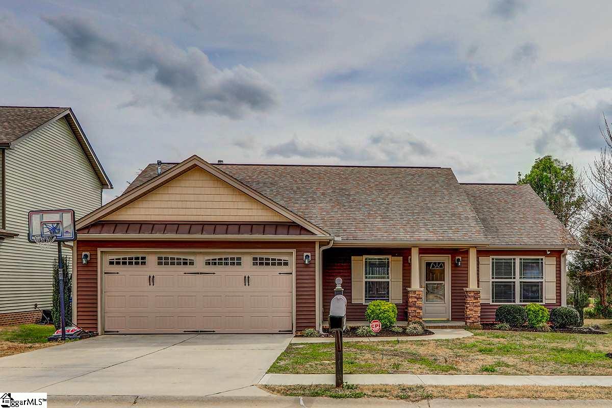 Property image 1 at 104 REDSTEM Drive, Simpsonville, SC 29681