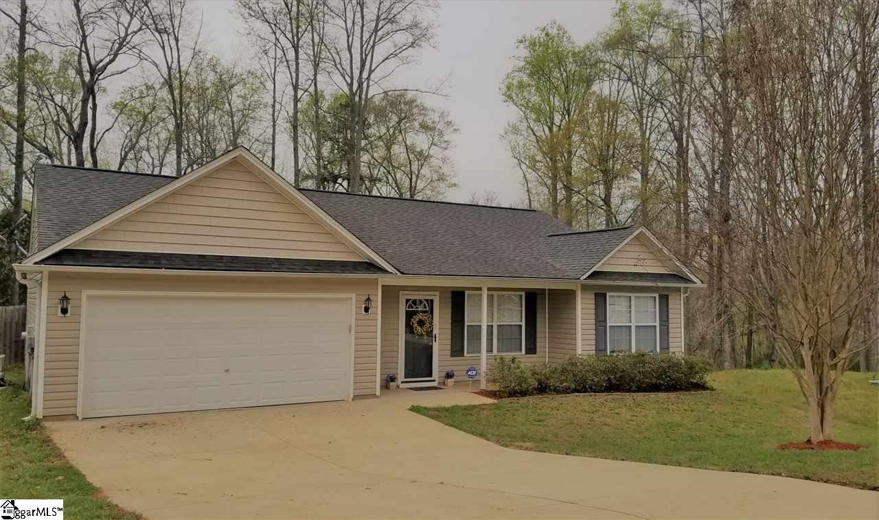 Property image 1 at 187 Falcon Ridge Drive, Boiling Springs, SC 29316