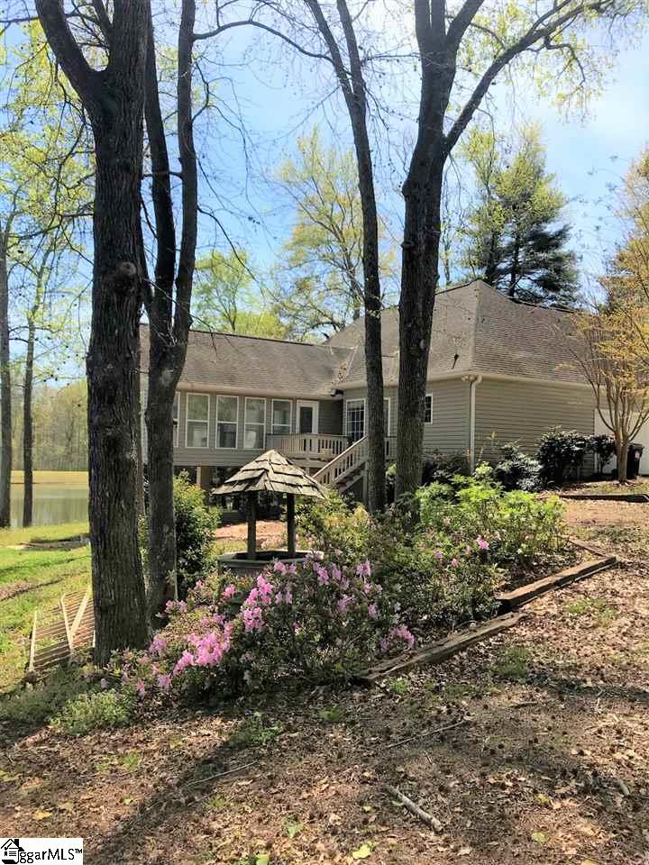 Property image 1 at 409 Woodson Road, Piedmont, SC 29673