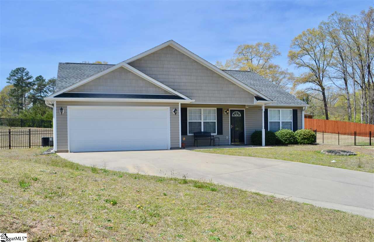 Property image 1 at 203 Lepore Lane, Greenville, SC 29611