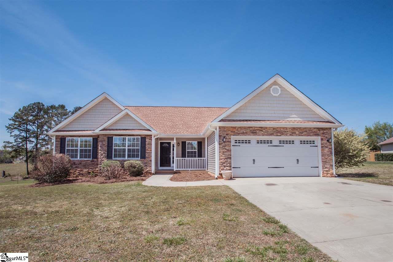 Property image 1 at 416 Mellow Way, Greer, SC 29651