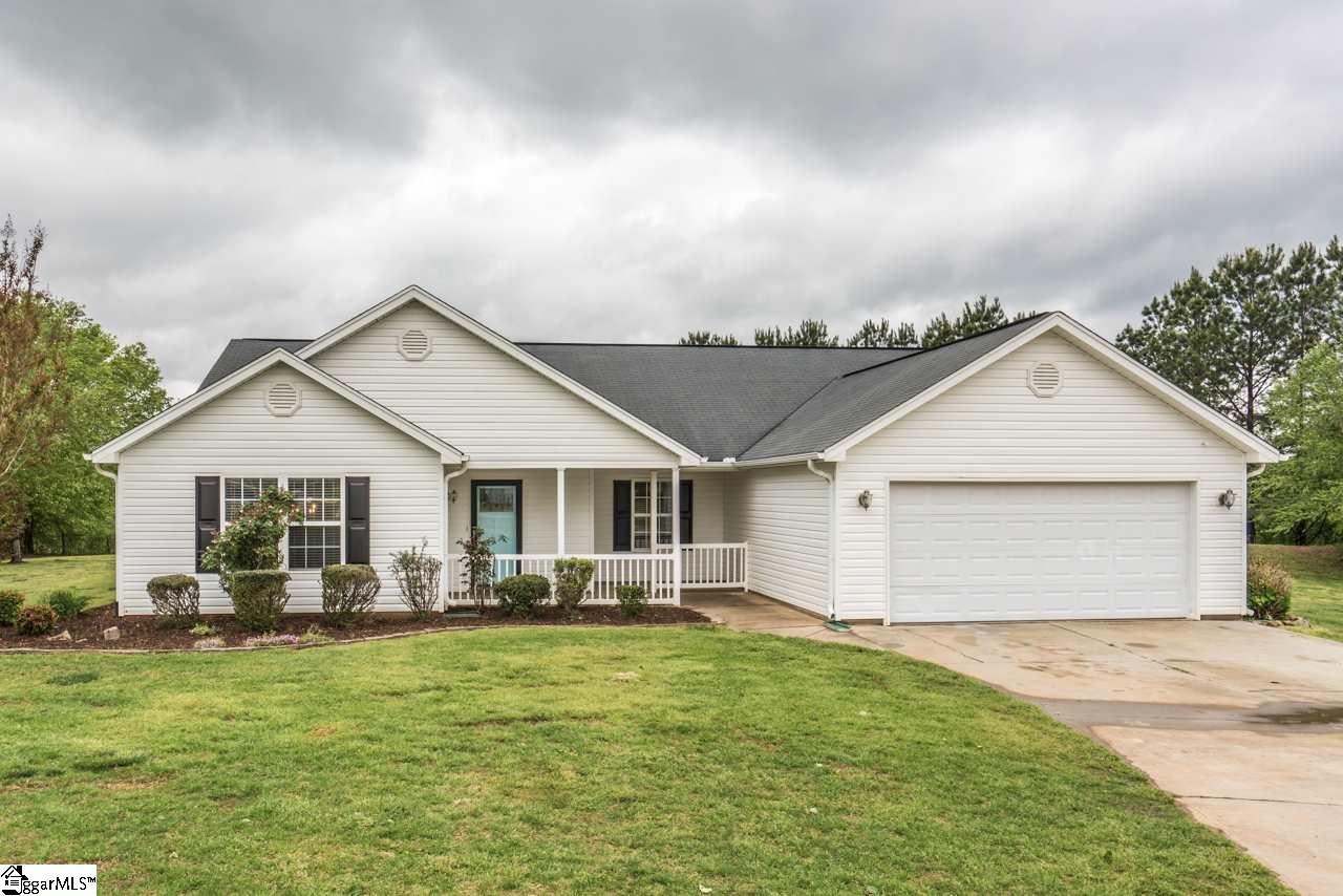 Property image 1 at 135 Kensett Drive, Williamston, SC 29697