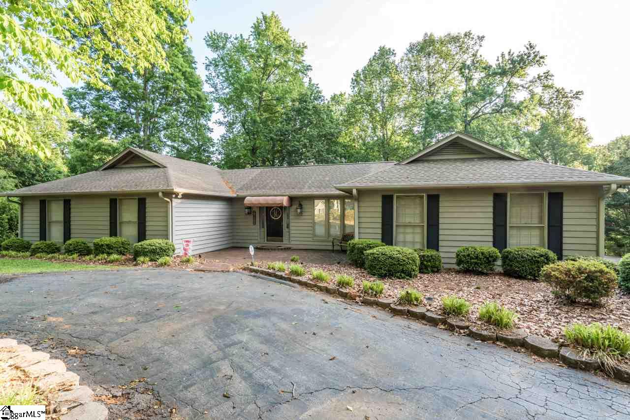 Property image 1 at 706 Lakewinds Boulevard, Inman, SC 29349
