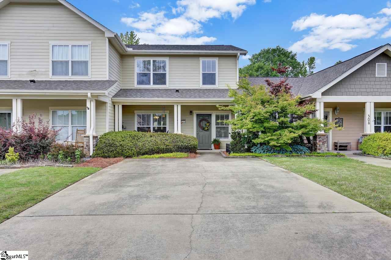 Property image 1 at 310 Shallow Drive, Taylors, SC 29687