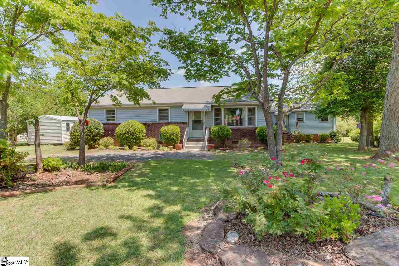 Property image 1 at 13 Rhonda Court, Greenville, SC 29617