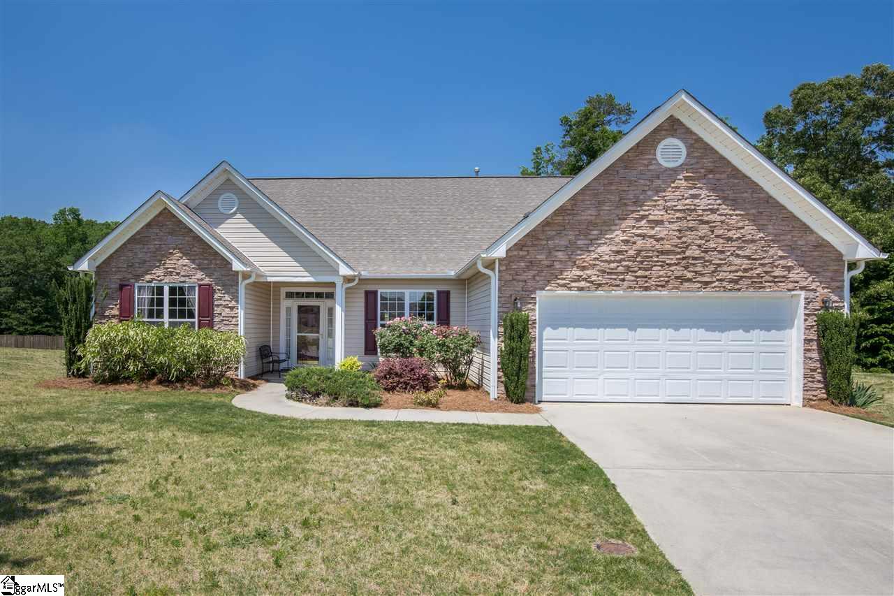 Property image 1 at 205 Wild Thorn Lane, Greenville, SC 29615