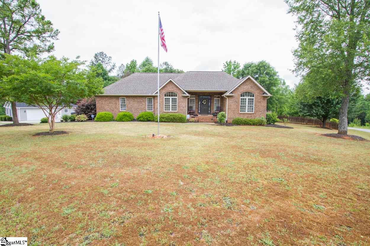 Property image 1 at 100 Woods Way, Anderson, SC 29625