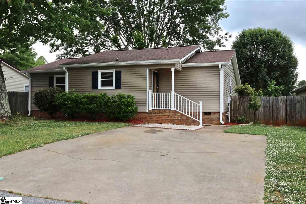 Property image 1 at 106 Terrace Road, Easley, SC 29642