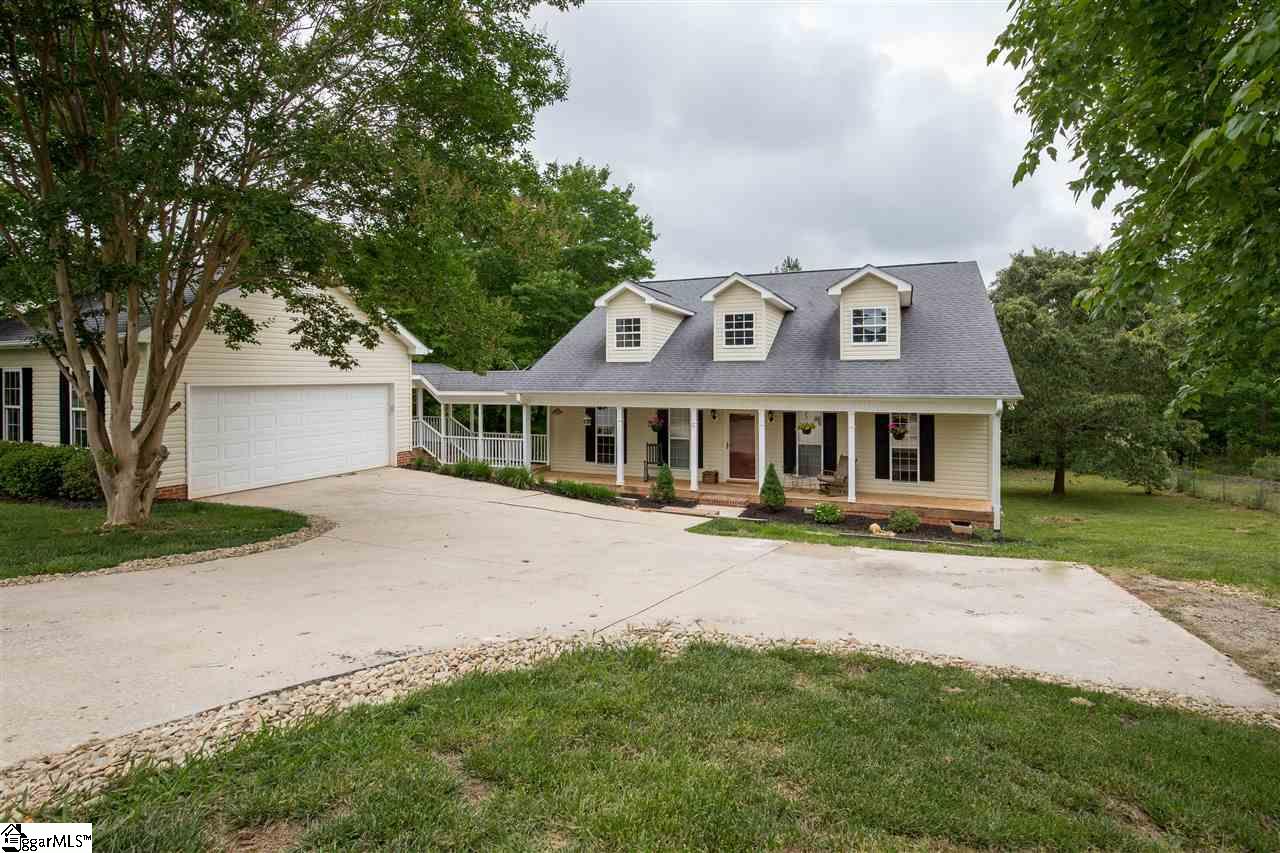 Property image 1 at 500 Hampton Road, Liberty, SC 29657