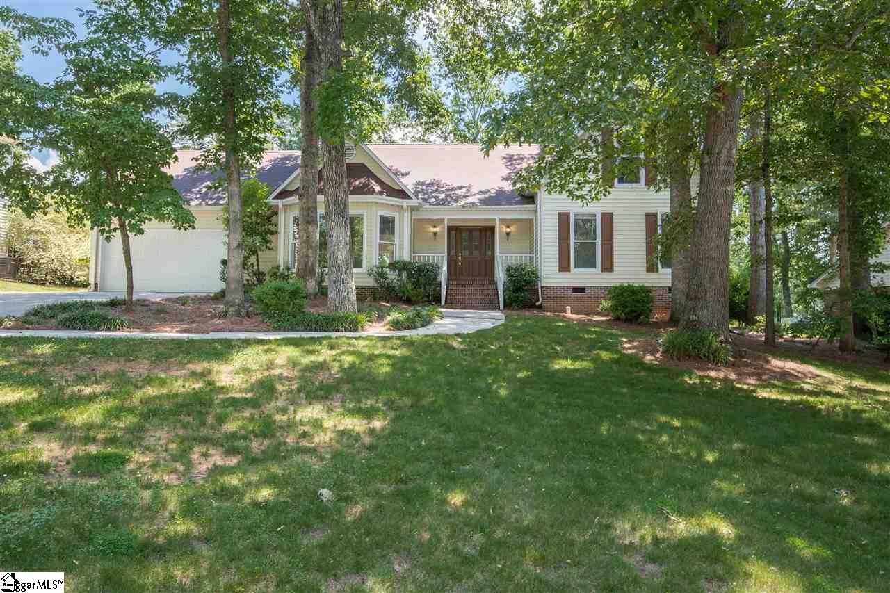 Property image 1 at 21 Bernwood Drive, Taylors, SC 29687