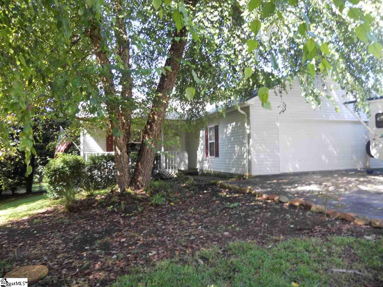 Property image 1 at 231 Reid School Road, Taylors, SC 29687