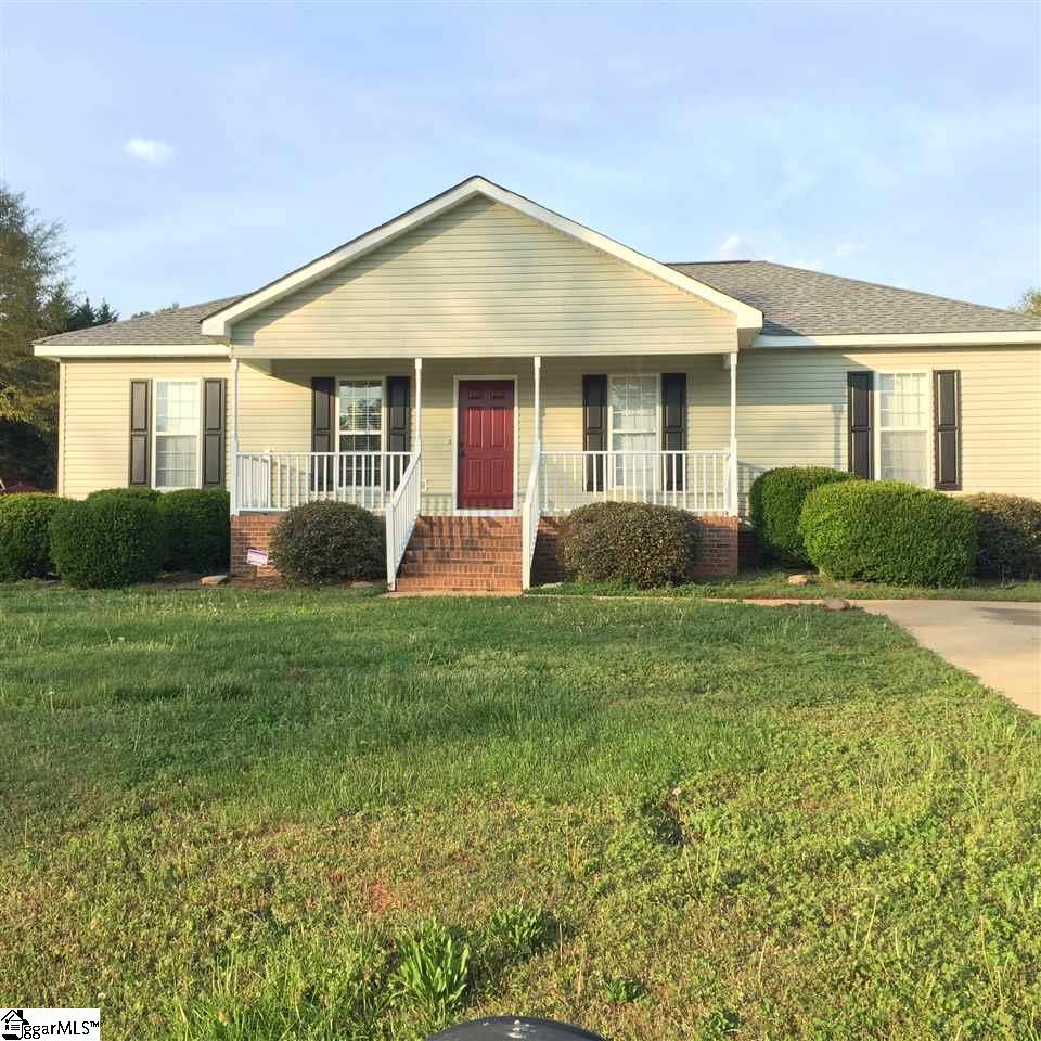 Property image 1 at 13 Susan Drive, Piedmont, SC 29673