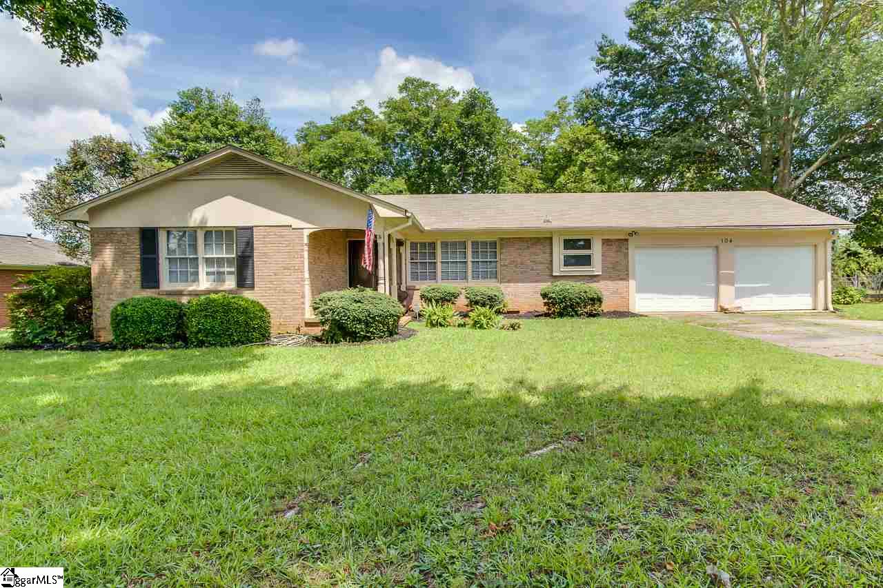 Property image 1 at 104 James Street, Easley, SC 29642