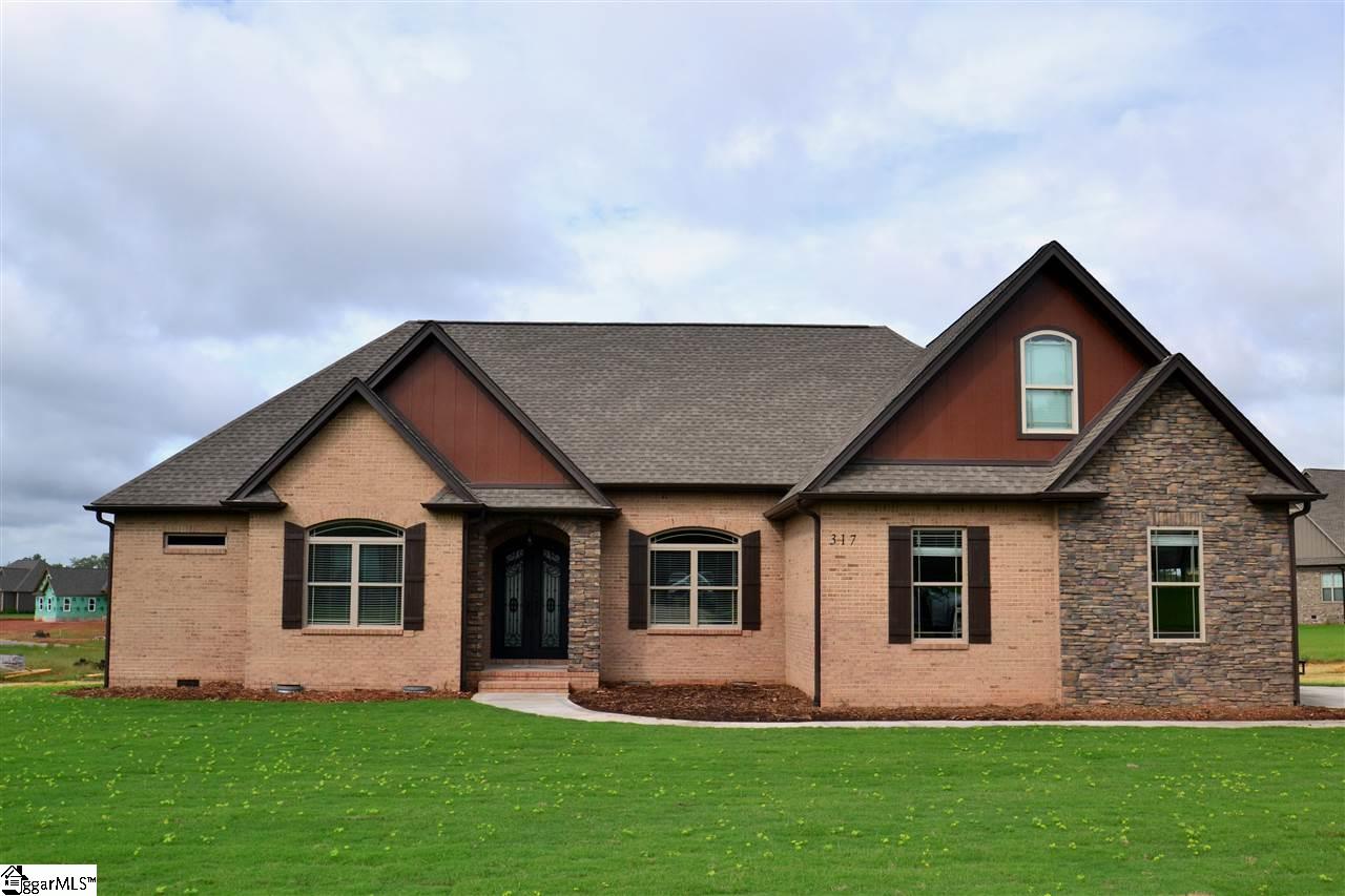 Property image 1 at 317 La Novia Court, Boiling Springs, SC 29316