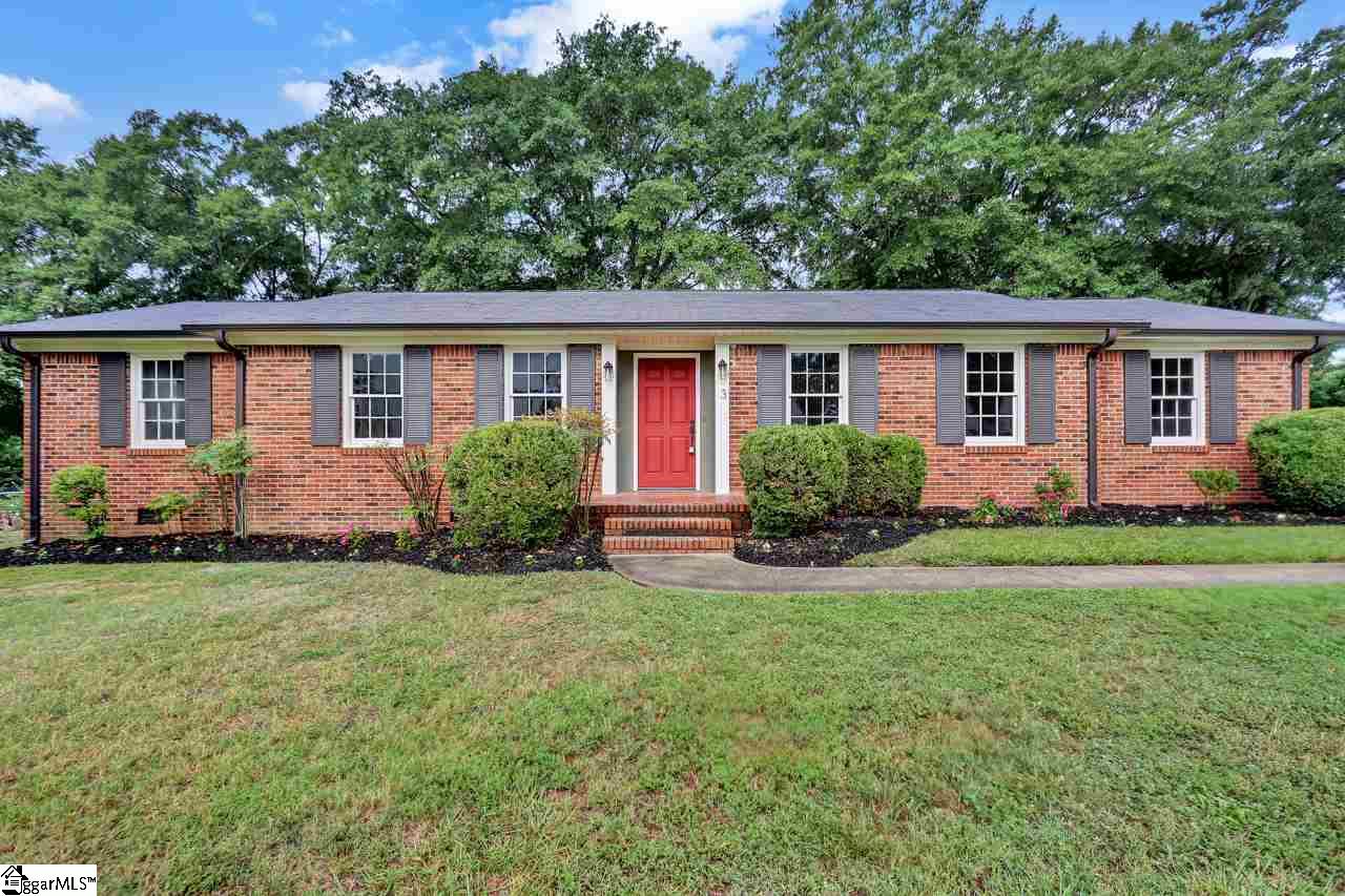 Property image 1 at 3 Cunningham Road, Taylors, SC 29687