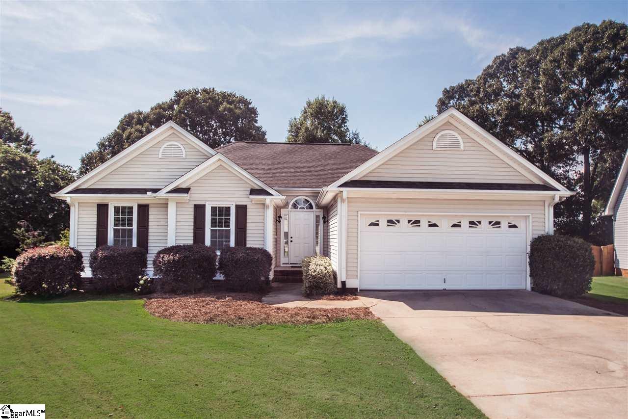 Property image 1 at 320 Tearose Lane, Simpsonville, SC 29681