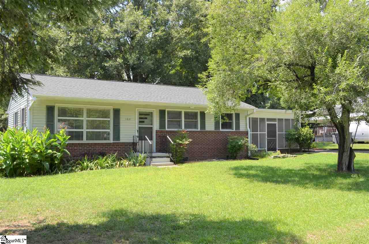 Property image 1 at 102 Cardinal Drive, Taylors, SC 29687