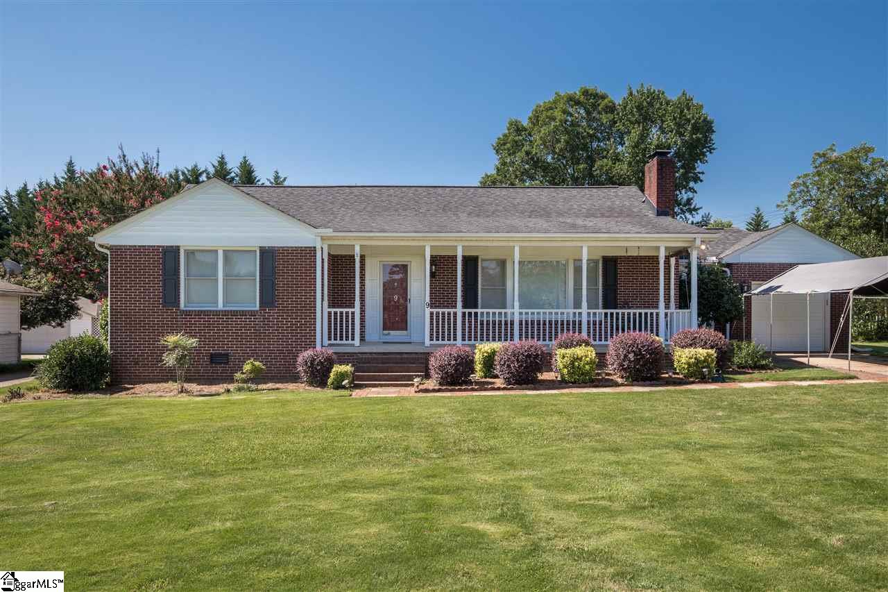 Property image 1 at 9 Cole Road, Greenville, SC 29611