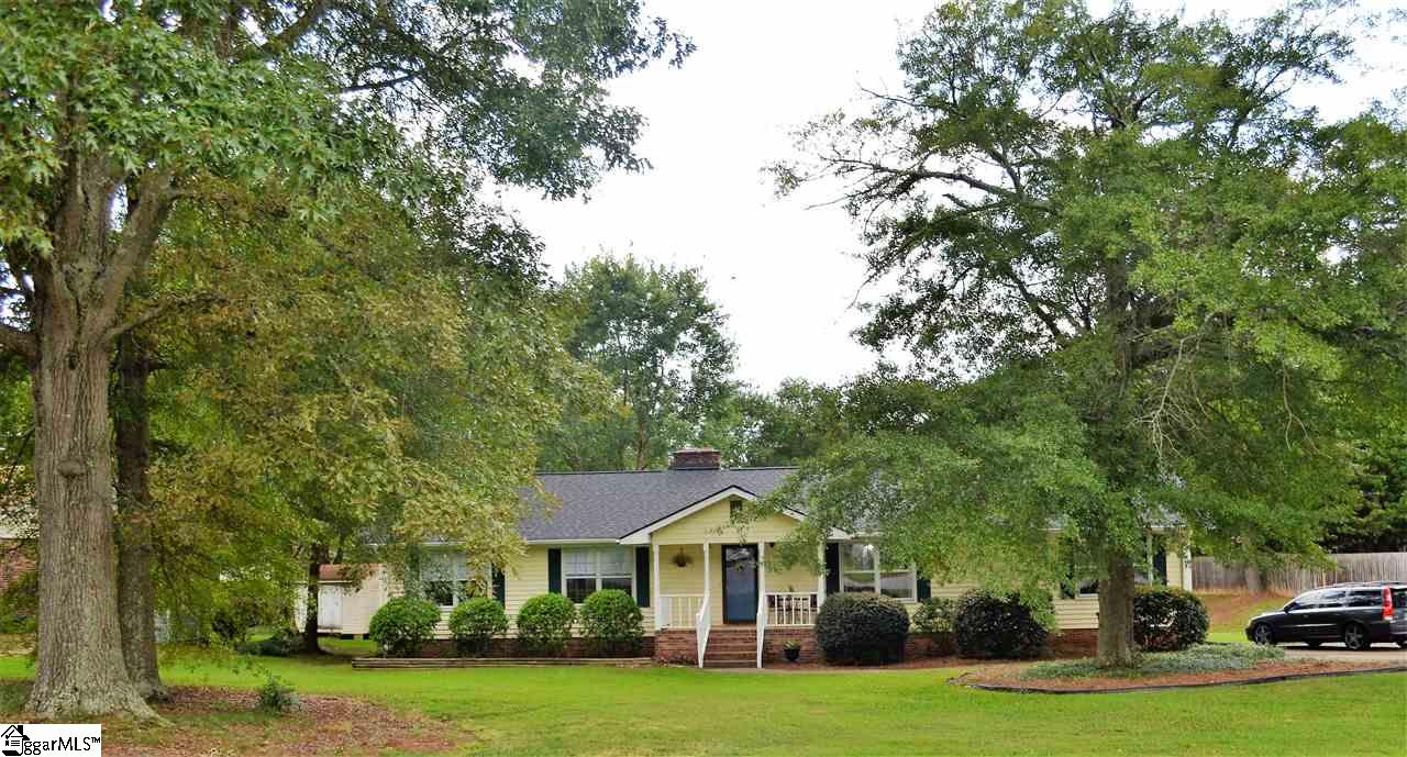 Property image 1 at 402 Griffin Road, Greenville, SC 29607