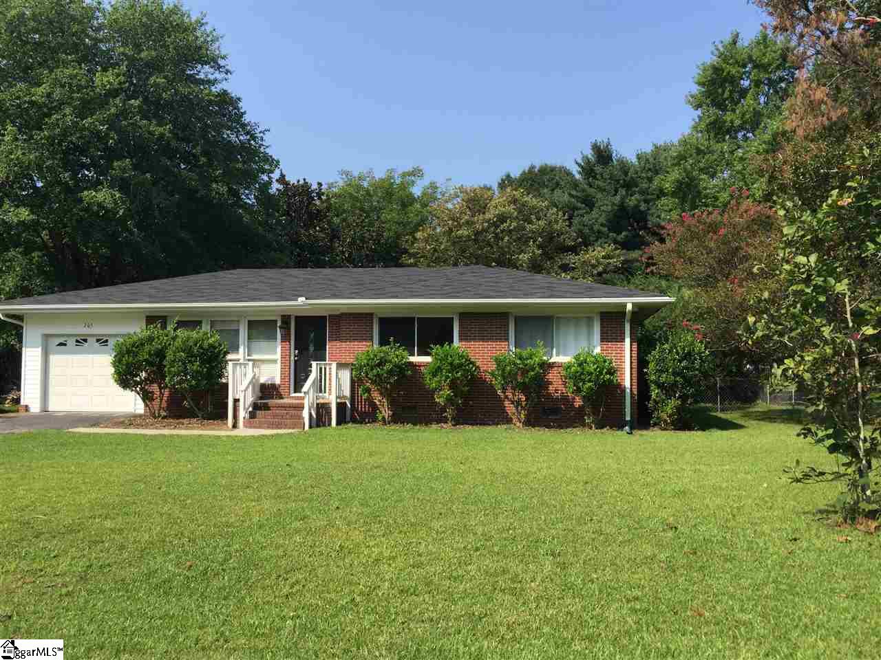 Property image 1 at 205 Looneybrook Drive, Fountain Inn, SC 29644