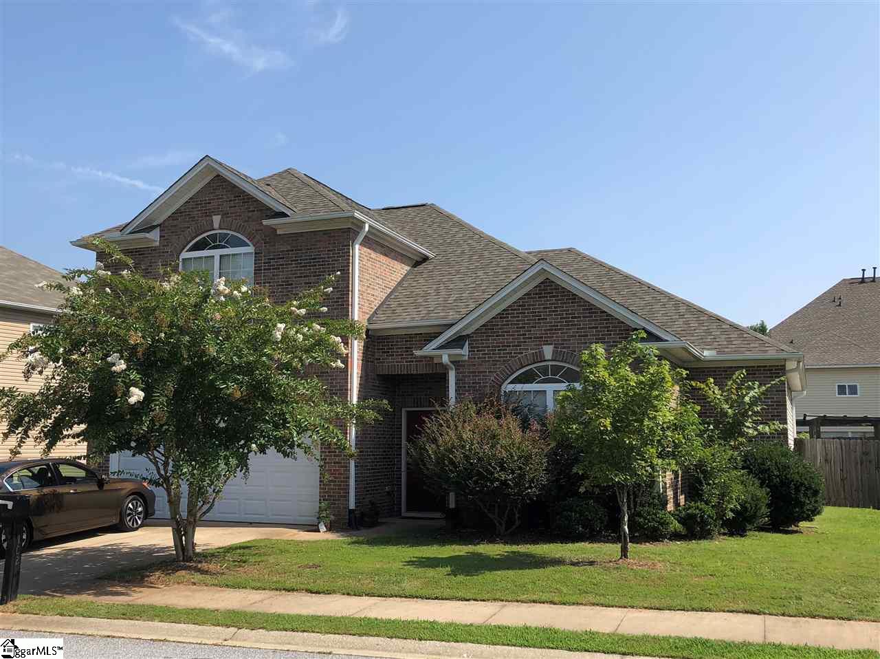 Property image 1 at 102 Roberts Hill Drive, Taylors, SC 29687