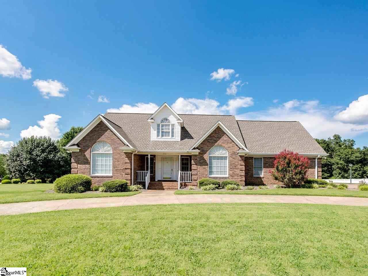 Property image 1 at 256 Mountain Range Road, Boiling Springs, SC 29316