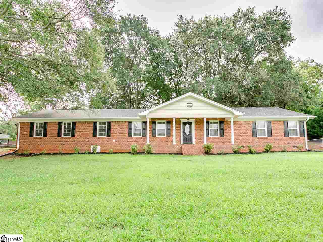 Property image 1 at 100 Montclair Road, Greer, SC 29651