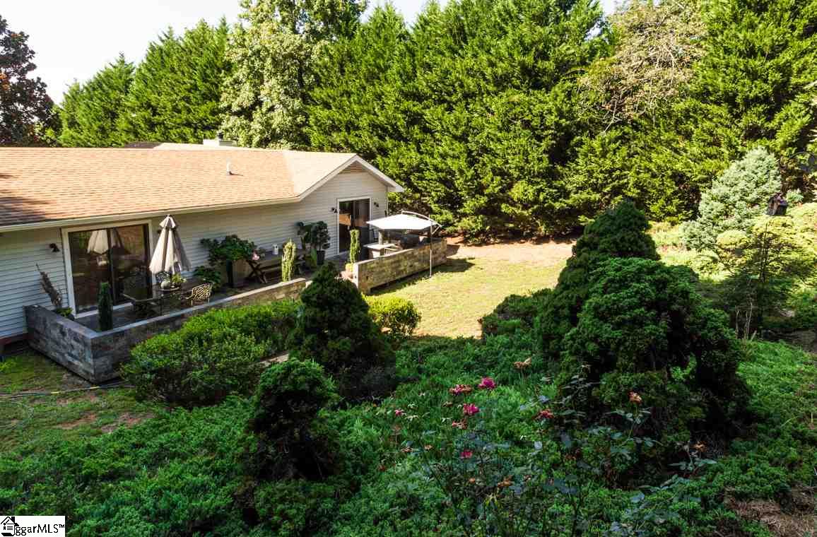 Property image 1 at 12 S Valley Lane, Greenville, SC 29611